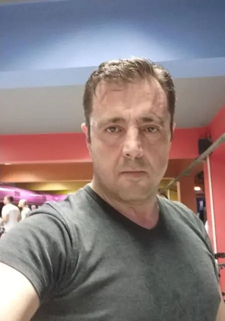 Я Izmirde, 40, из Стамбула, ищу знакомство