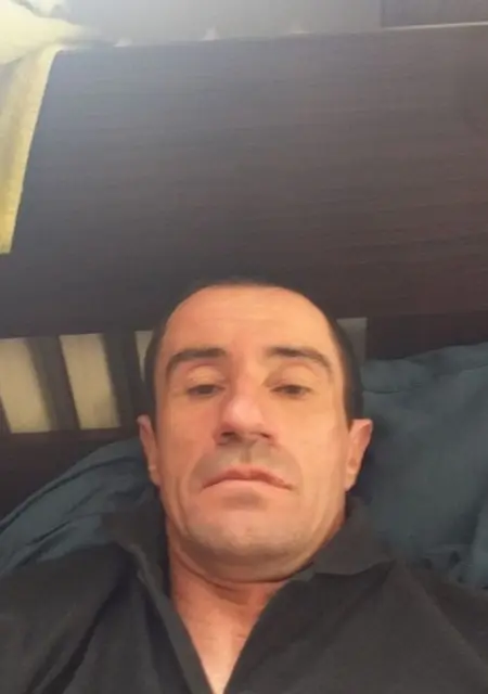 Я Walerii, 43, знакомлюсь в Варшаве