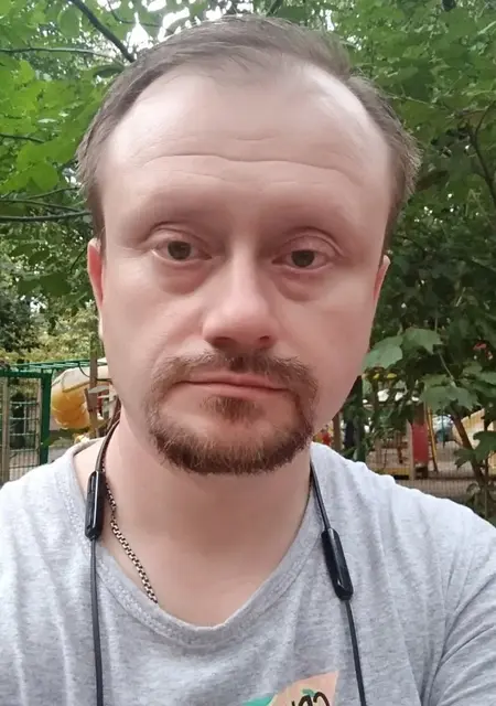 Я Саня, 49 років з Луганська, шукаю знайомства без зобов'язань