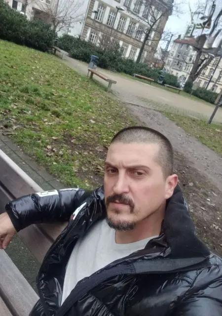 Alexander из Берлина, мне 39, познакомлюсь