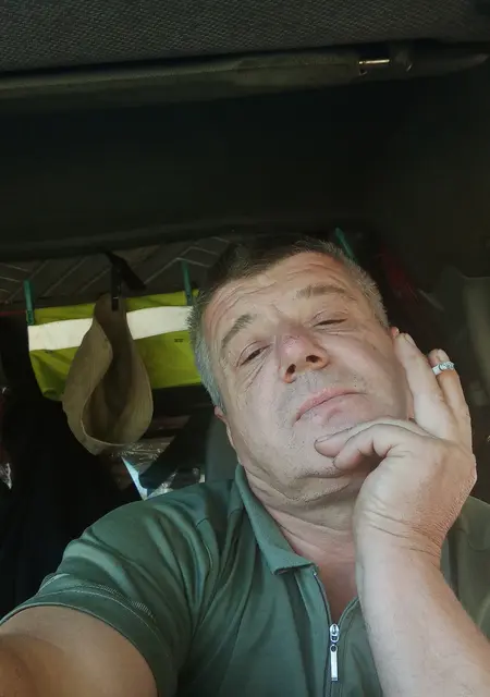 Я Володимир, 52 років з Івано-Франківська, шукаю знайомство для постійних стосунків