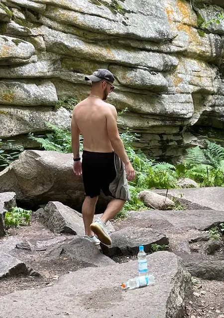 Я Александр, 27, знакомлюсь без обязательств в Караганде