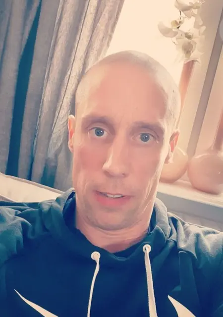 Я Liam Mkinen, 42, из Стокгольма, ищу знакомство