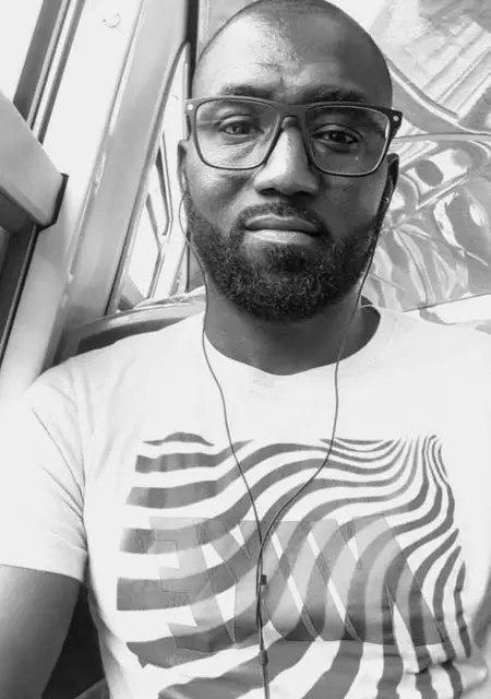 Я Bbb, 38, знакомлюсь в Париже