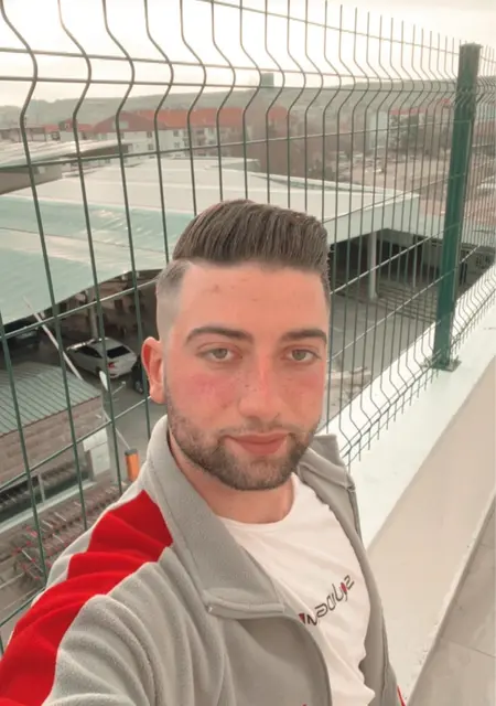 Mustafa из Кахраманмараш, ищу на сайте приятное времяпровождение