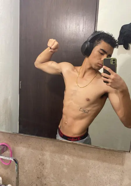 Я Axel, 22, из Сапопана, ищу знакомство для общения