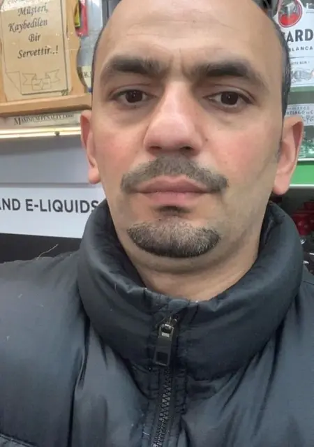 Ken из Лондона, мне 41, познакомлюсь