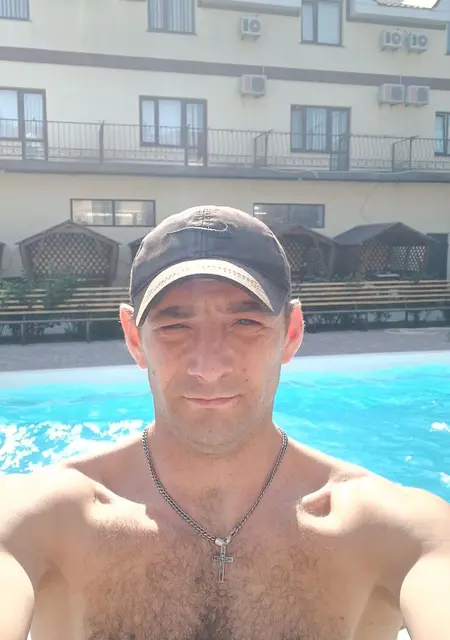 Я Александр, 33, из Геническа, ищу знакомство для постоянных отношений