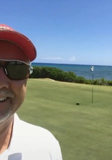 I'm Captain Johnny, 67 from London, seeking connections for long-term