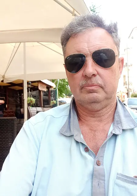 Я Владислав, 60, знакомлюсь без обязательств в Киеве