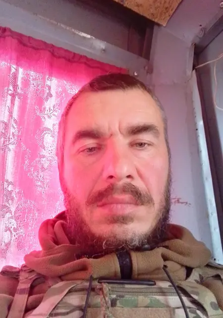 Я Міша, 45, из Николаева, ищу знакомства на одну ночь