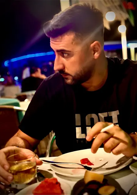 Zgr Brahim из Мерсина, ищу на сайте знакомства на одну ночь