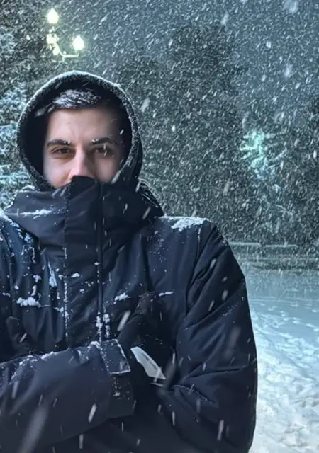 Я Хетаг, 22, знакомлюсь без обязательств в Вене