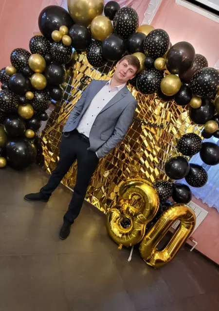 Я Андрей, 25, из Минска, ищу знакомства без обязательств