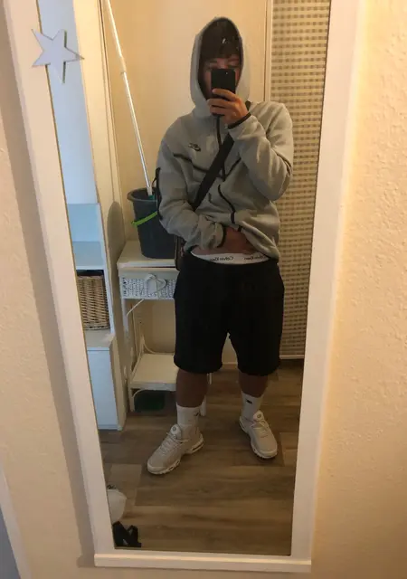 Я Daniel, 21, знакомлюсь для приятного времяпровождения в Дечине