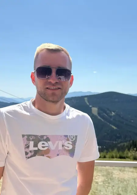 Я Юрій, 25, из Полтавы, ищу знакомства без обязательств