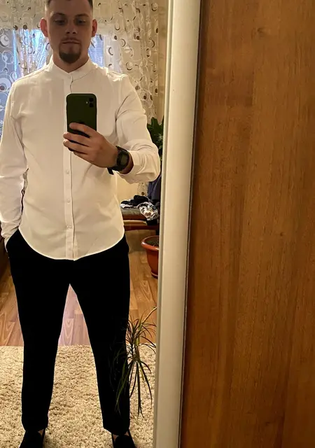 Я Максим, 25, из Белой Церкви, ищу знакомство для приятного времяпровождения