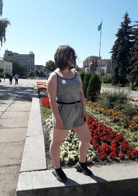 Я Олександра, 24 років, знайомлюсь для постійні стосунки у Житомир