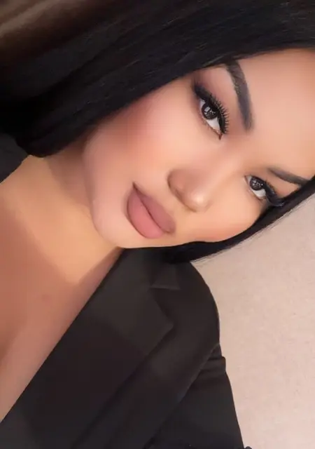 Я Madina, 25, из Франкфурта-на-майне, ищу знакомства без обязательств