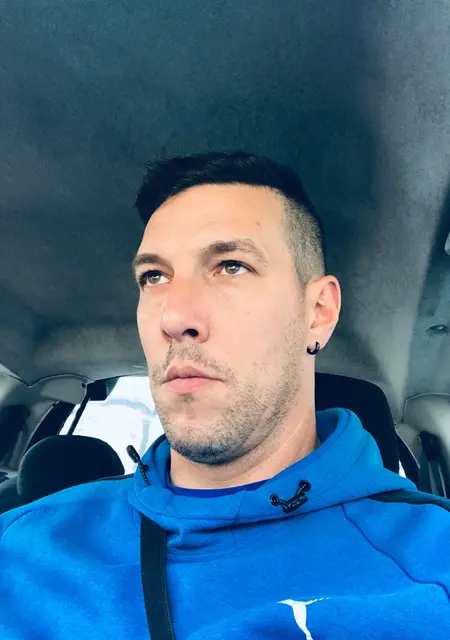 Fernan de Bilbao, tengo 42 años, listo para conocer para relación sin ataduras