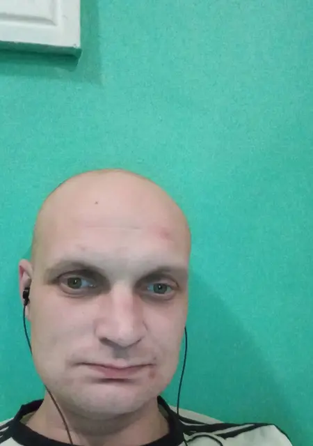 Я Дмитрий, 37 років, знайомлюсь без зобов'язань у Кривому Розі