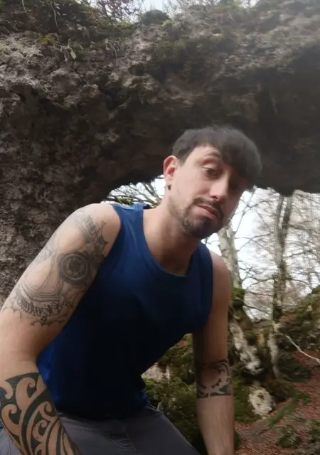 Я Iker, 36, знакомлюсь без обязательств в Сане-себастьяне