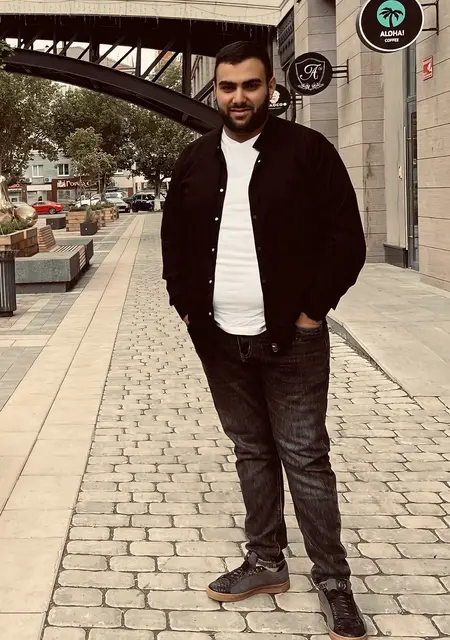 Samvel from London, 27 years old, ready to meet for one-night stand