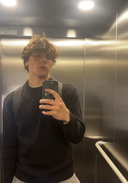 Я Misha, 19, знакомлюсь для постоянных отношений в Стокгольме