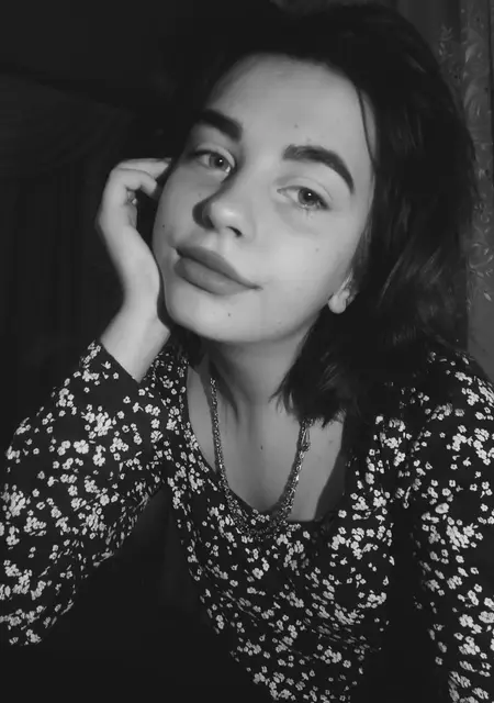 Я Настя, 25, из Херсона, ищу знакомства на одну ночь