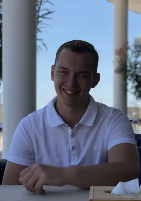 Василий из Одессы, мне 28, познакомлюсь на одну ночь