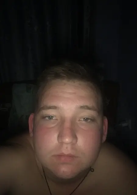 Я Даниил, 27 років, знайомлюсь без зобов'язань у Краматорську