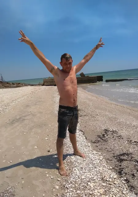 Я Саша, 44 років, знайомлюсь для приємного проведення часу у Дніпрі