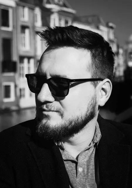 Олег из Днепра, мне 31, познакомлюсь на одну ночь