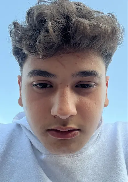 Я Burak, 25, из Измира, ищу знакомство для открытые отношения