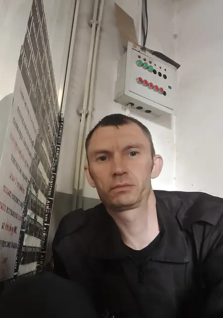 Максим из Вены, ищу на сайте постоянные отношения