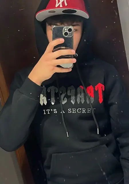 Ignacio из Арика, мне 20, познакомлюсь для вирта