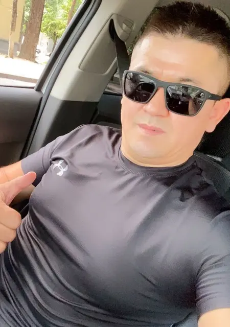 Берденбек из Алматы, мне 39, познакомлюсь для общения