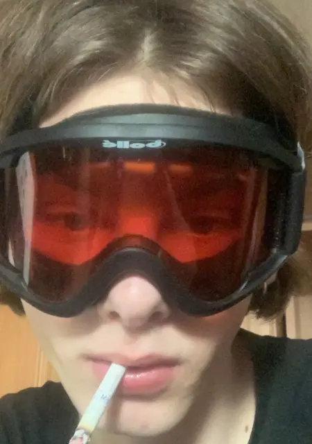 Я Илья, 21, из Хмельницкого, ищу знакомство для приятного времяпровождения