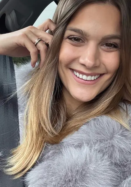 Я Celine Vautrin, 37, знакомлюсь для дружбы в Бурж