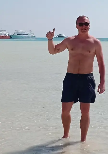 Anrii из Киева, ищу на сайте открытые отношения