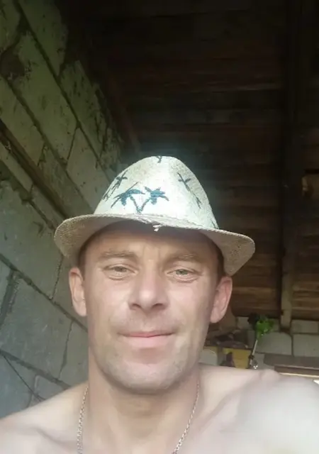 Я Олег, 40, знакомлюсь для совместных путешествий в Бресте