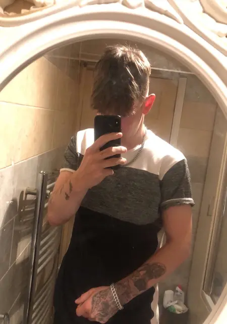 Scott из Уолсолл, ищу на сайте знакомства на одну ночь