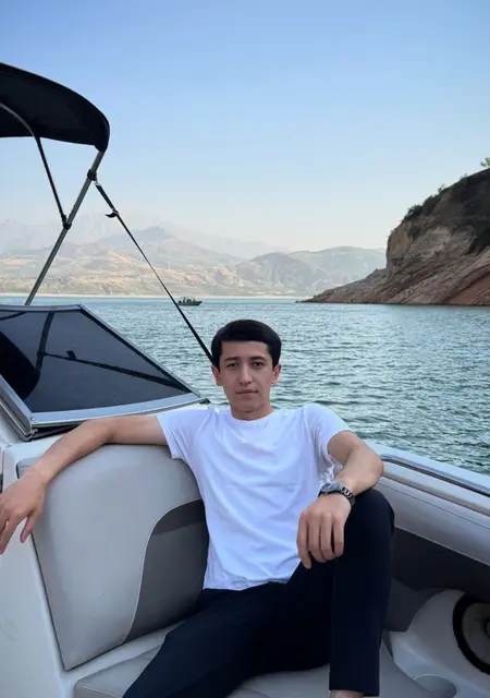 Я Alijon, 23, из Бухары, ищу знакомство для дружбы
