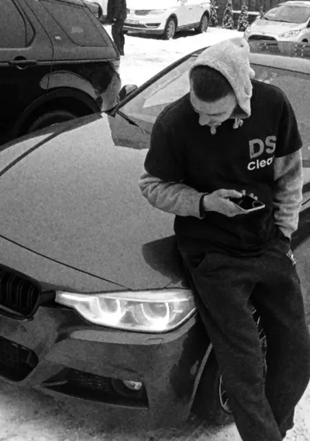 Дмитрий з Рівного, мені 26 років, познайомлюсь для спілкування