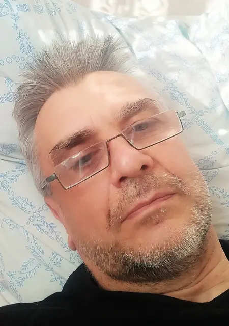 Я Игорь, 60, из Минска, ищу знакомство для открытые отношения