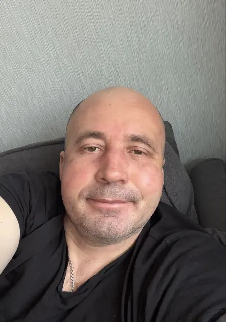 Floud из Лондона, мне 39, познакомлюсь для совместных путешествий