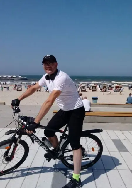 Adam из Варшавы, мне 39, познакомлюсь