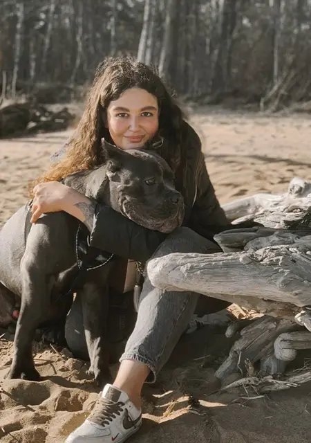 I'm Sofiya, 26, looking to meet for no strings attached in London