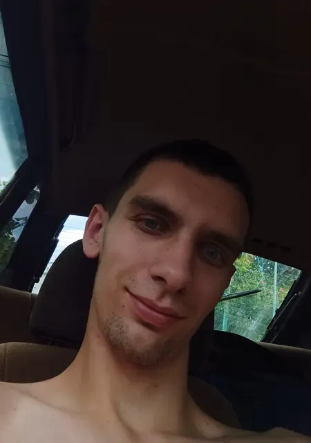 Саня из Никополя, ищу на сайте знакомства на одну ночь