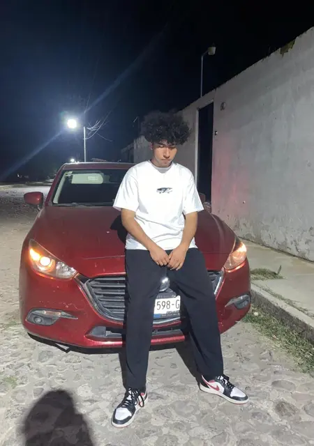 Gustavrg из Сантьяго-де-керетаро, мне 25, познакомлюсь для общения